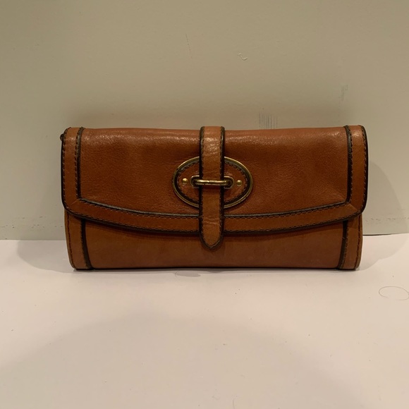 Fossil Handbags - Tan Fossil Wallet